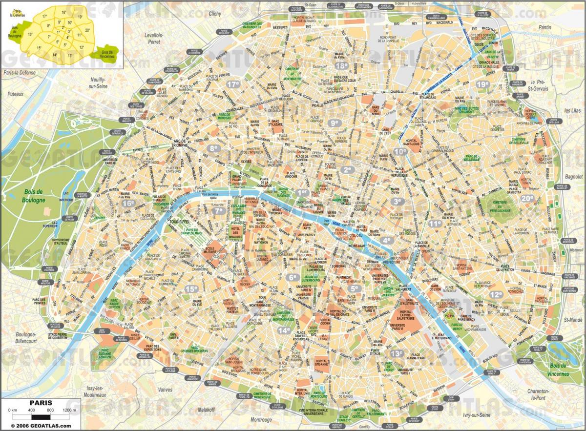 नक्शे के साथ पेरिस की सड़कों